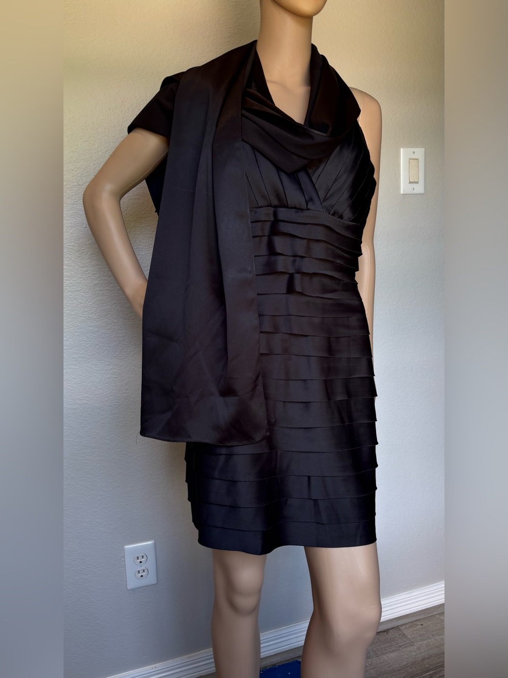 JS Collections Black Halter Bandage Cocktail Dress & Stole Wrap - Picture 13 of 15